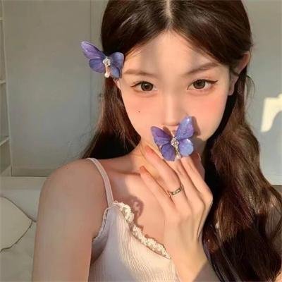 白色女孩粤语